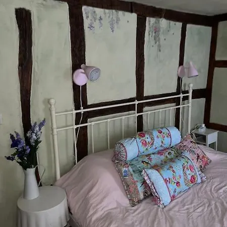 Cosy Holidayhome In Neef